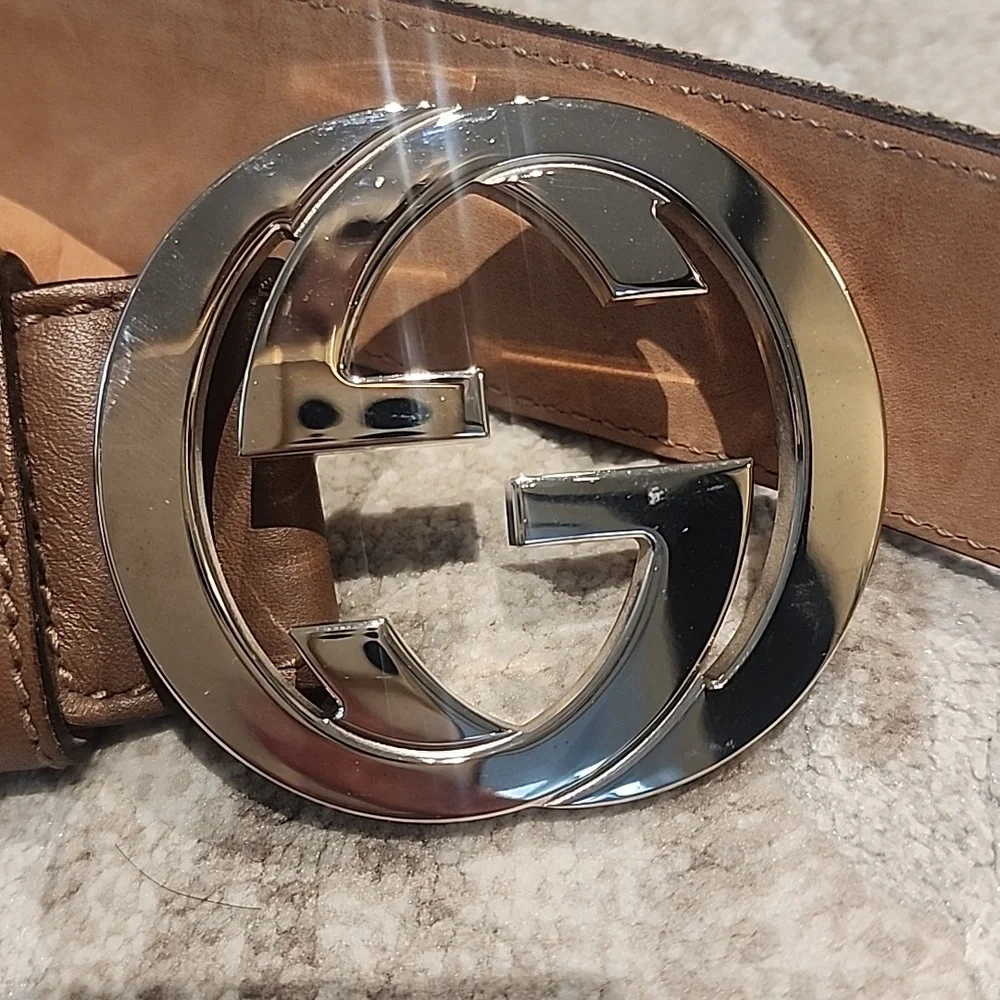 Gucci Beige & Brown Leather Belt with Silver Buckle Mens